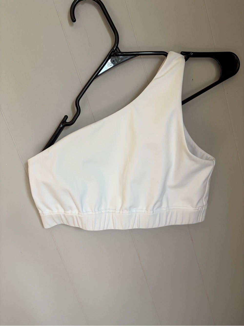 Darc sport One-Shoulder White Crop Top
